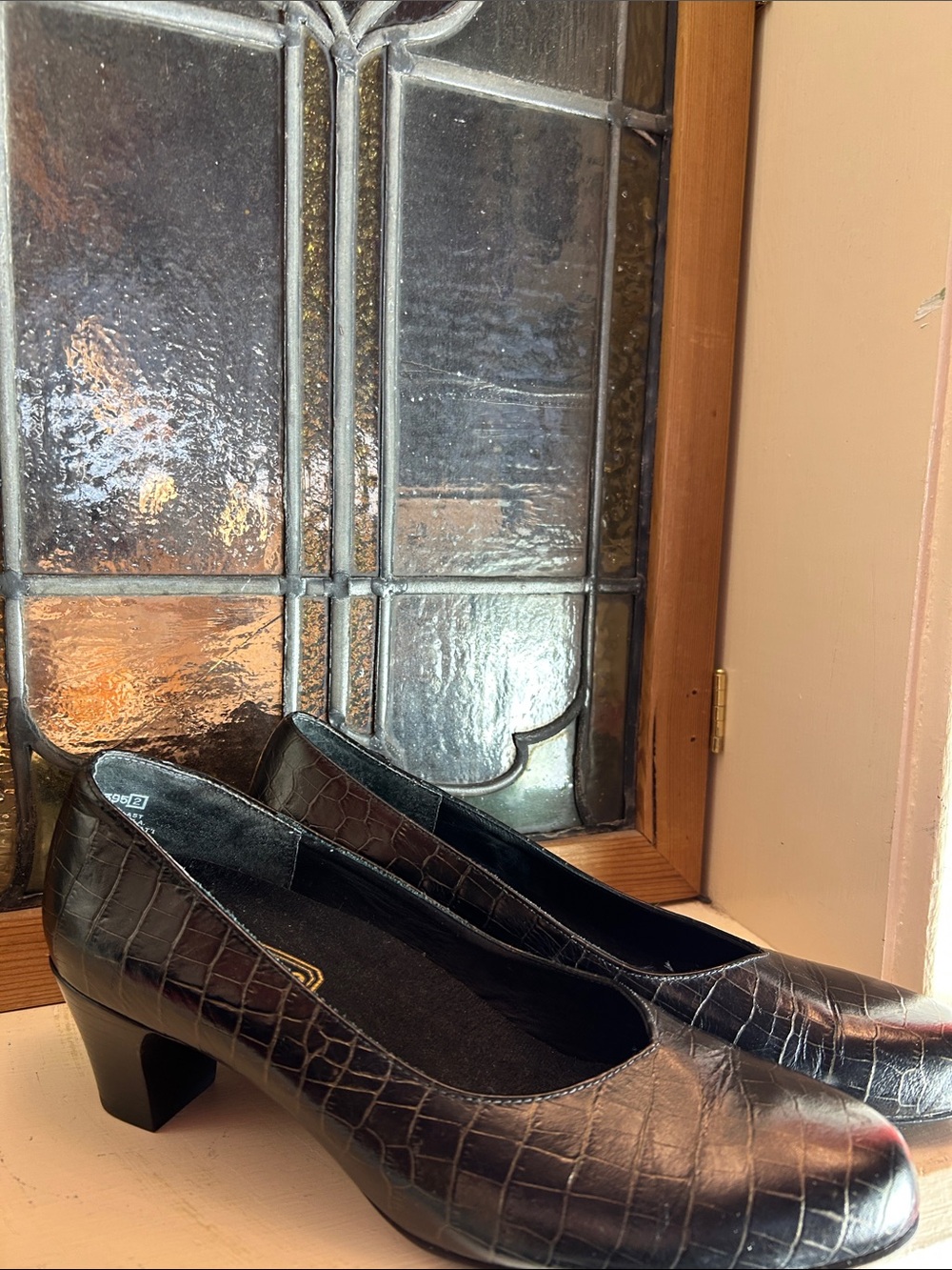Munro Dark Brown Croc-Embossed Mid Block Heel Pumps